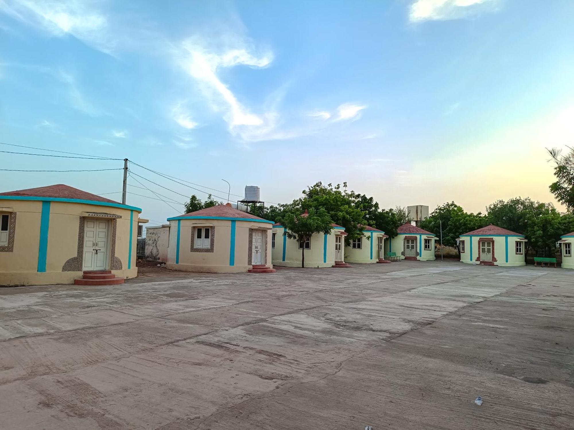 Hotel Rann Of Kachchh Dholavira Exteriör bild