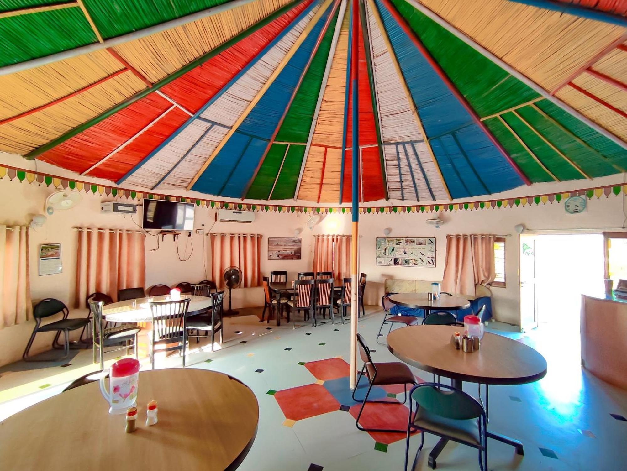 Hotel Rann Of Kachchh Dholavira Exteriör bild