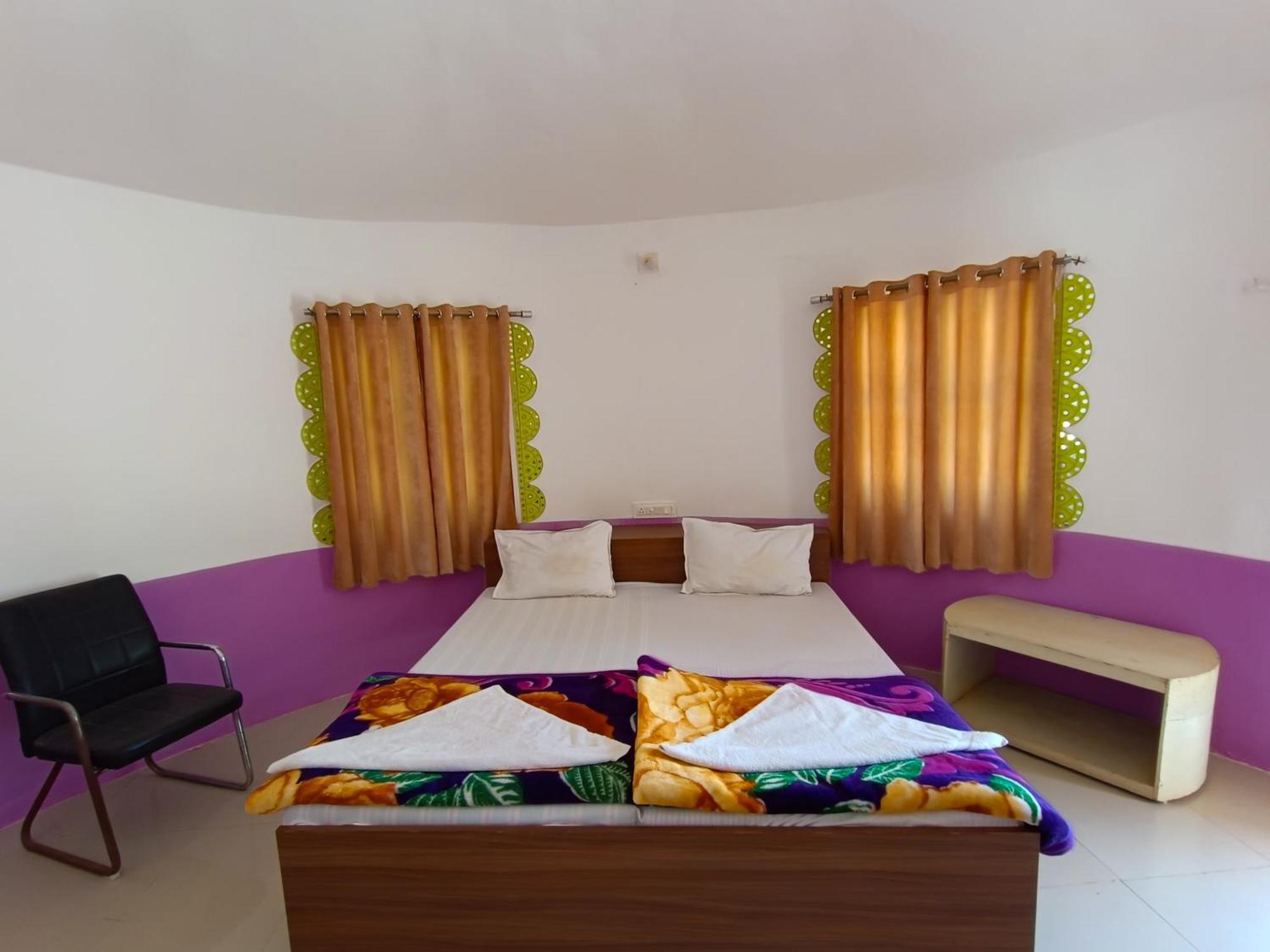 Hotel Rann Of Kachchh Dholavira Exteriör bild